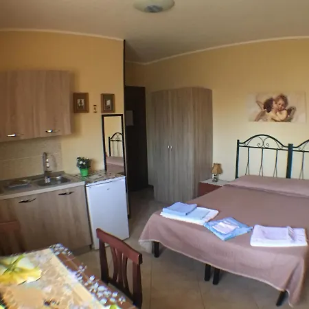 Monolocale E Bilocale Adelaide * 加利波利