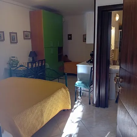 Διαμέρισμα Monolocale E Bilocale Adelaide *
